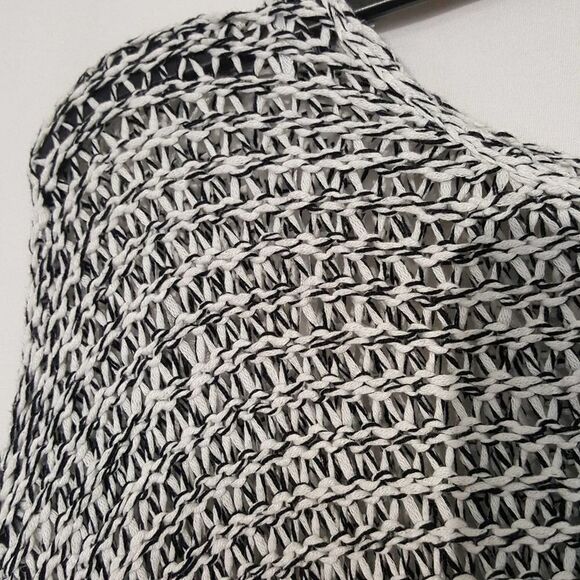 Quinn sweater  - Picture 2 of 5